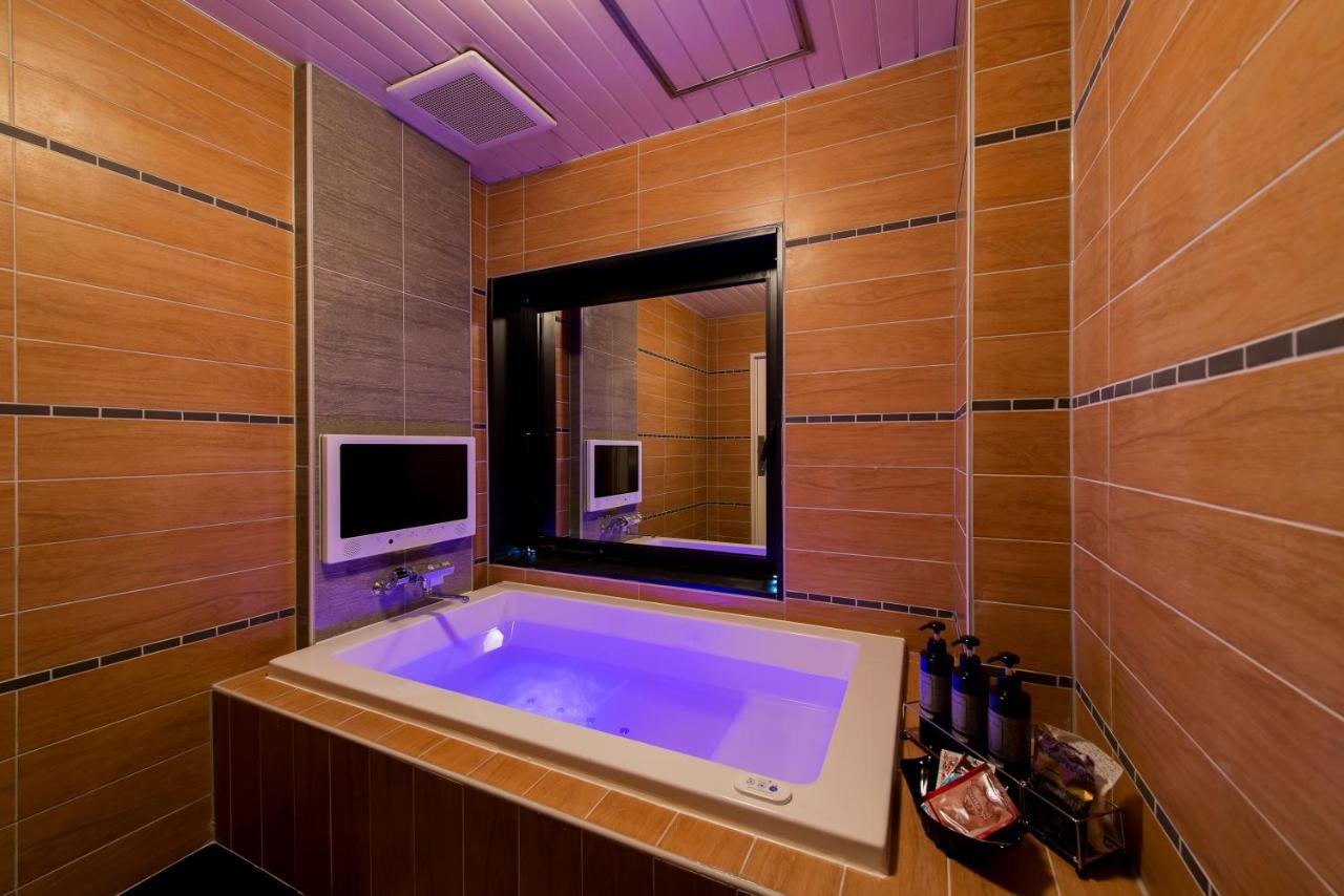 Hotel Cue Machida (Adults Only) Εξωτερικό φωτογραφία